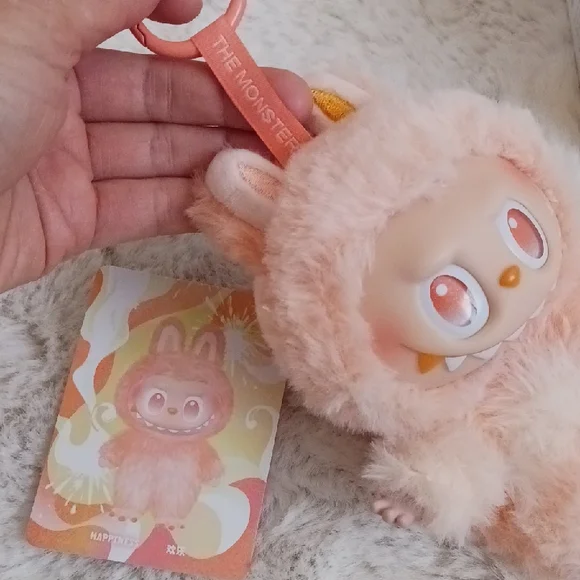 (Happiness) Authentic Pop Mart Big Into Energy Labubu - Open Box - Picture 16 of 17